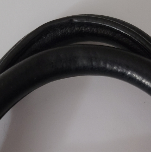 Michael Kors Black Leather Pebbled Purse Gold Hardware Studded Buckles Euc Clean - Picture 7 of 16